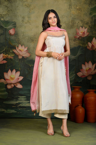 Naina Golden Hand Embroidered Kurta Set with Light-Pink Dupatta