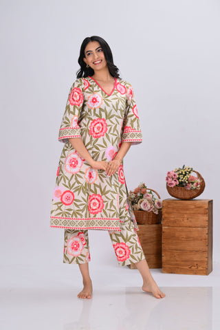 Pink Floral Print V-Neck Co-ord Set (Set of 2)