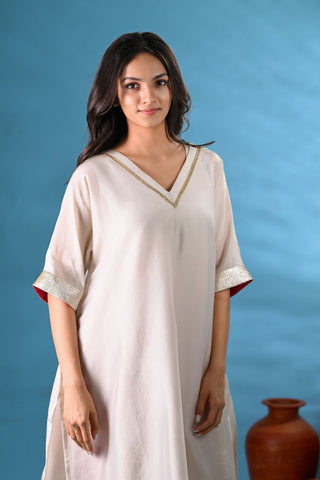 Ivory Tissue Kurta with magenta pants (Set of 2)