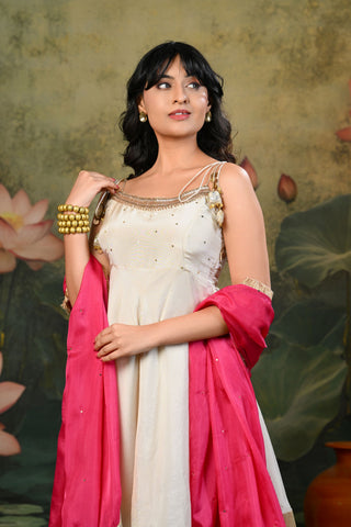 Geet Golden Hand Embroidered Kurta Set with Magenta-Pink Dupatta