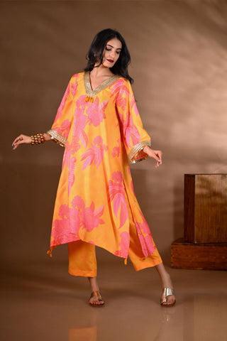 Yellow Crepe V-Neck Coin Detailing Kurta Set (Set of 2)