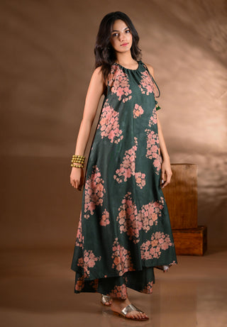 Green Crepe Printed Halter-Neck Kurta Set (Set of 2)