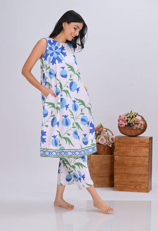 Blue & Off-White Pomegranate Print Sleeveless Co-ord Set (Set of 2)