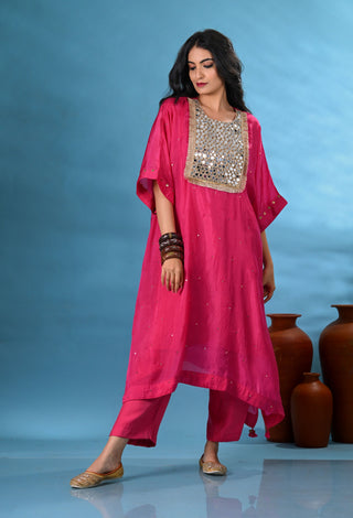 Laila Magenta Pink Mirror Work Yoke Kurta Set (Set of 3)