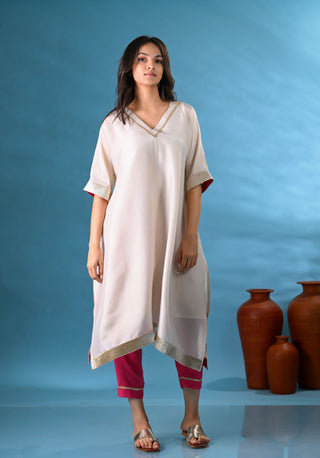 Ivory Tissue Kurta with magenta pants (Set of 2)