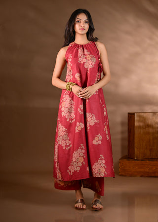 Red Crepe Printed Halter-Neck Kurta Set (Set of 2)