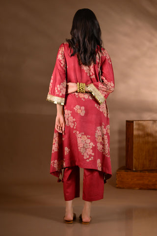 Red Crepe V-Neck Coin Detailing Kurta Set (Set of 2)
