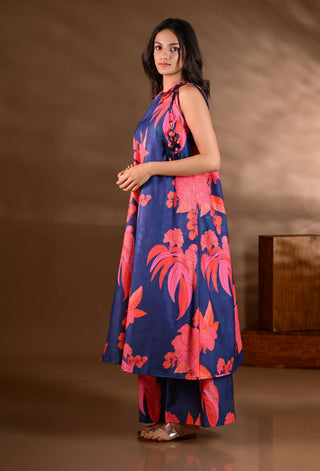 Blue Crepe Printed Halter-Neck Kurta Set (Set of 2)