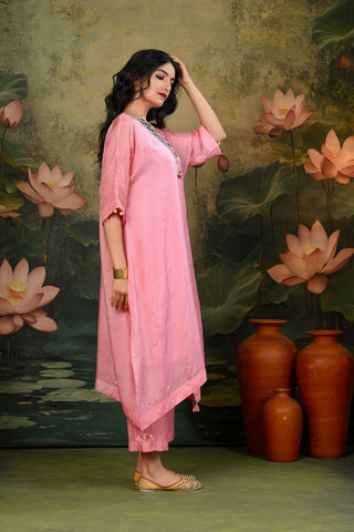 Zuri Light-Pink V-Neck Mirror Work Kurta Set (Set of 3)