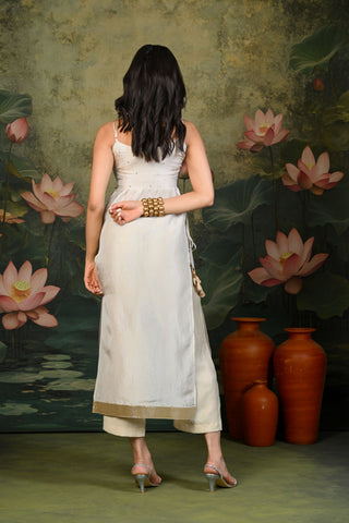 Naina Golden Hand Embroidered Kurta Set with Light-Pink Dupatta